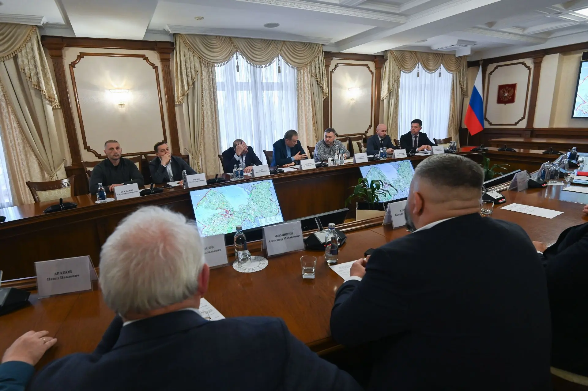 Начальник Межрегионального территориального управления Федеральной службы по надзору в сфере транспорта по Северо-Западному федеральному округу принял участие в совещании по вопросам сохранности региональных дорог Ленинградской области
